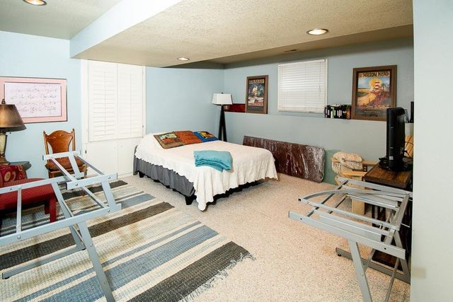 3000 University Drive, Lawrence, KS 66049