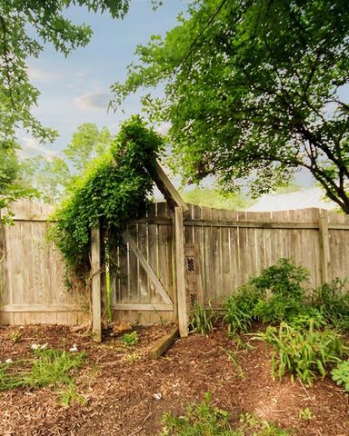 3000 University Drive, Lawrence, KS 66049