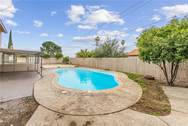 5624 Wadsworth Avenue, Highland, CA 92346