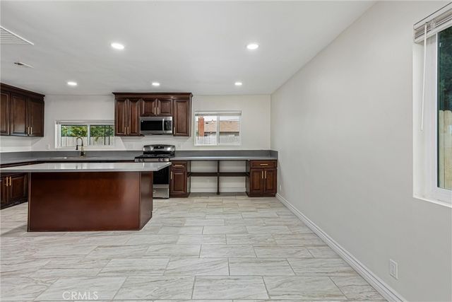 5624 Wadsworth Avenue, Highland, CA 92346