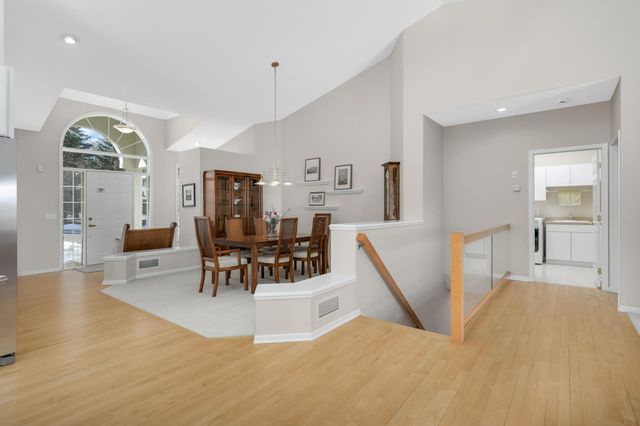 16550 Irwinton Circle, Lakeville, MN 55044