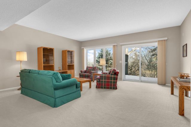 16550 Irwinton Circle, Lakeville, MN 55044