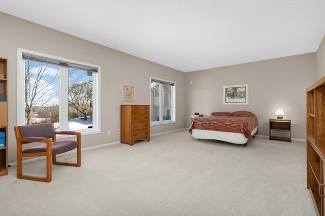 16550 Irwinton Circle, Lakeville, MN 55044