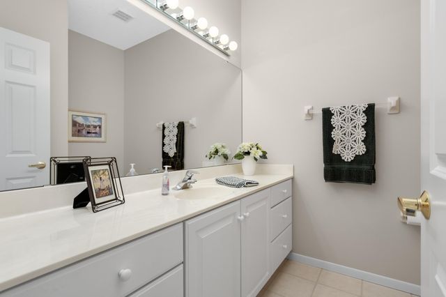 16550 Irwinton Circle, Lakeville, MN 55044