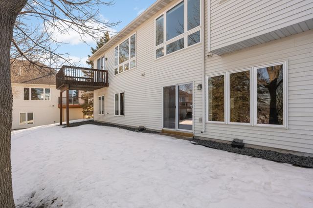 16550 Irwinton Circle, Lakeville, MN 55044