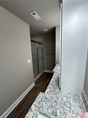 1100 Flat Rock Street, Bentonville, AR 72713