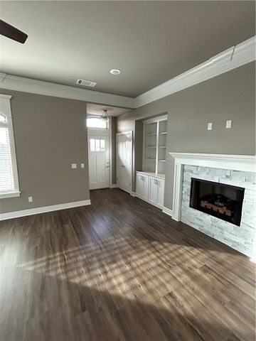 1100 Flat Rock Street, Bentonville, AR 72713