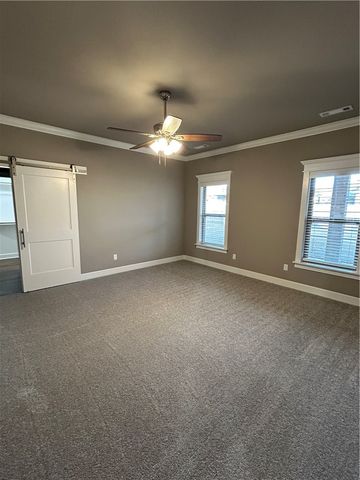 1100 Flat Rock Street, Bentonville, AR 72713