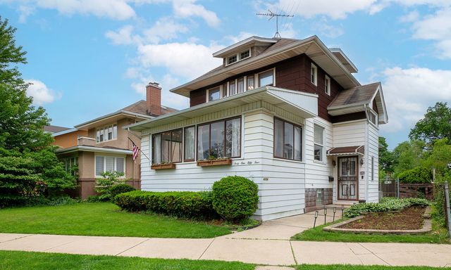 4154 N Dickinson Avenue, Chicago, IL 60641