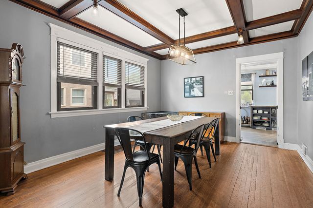 4154 N Dickinson Avenue, Chicago, IL 60641