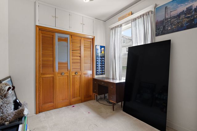 4154 N Dickinson Avenue, Chicago, IL 60641
