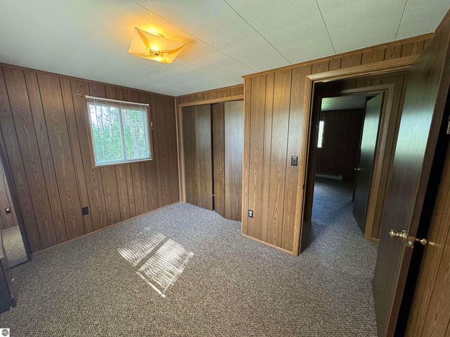 2351 S McGee Road, Lake City, MI 49651