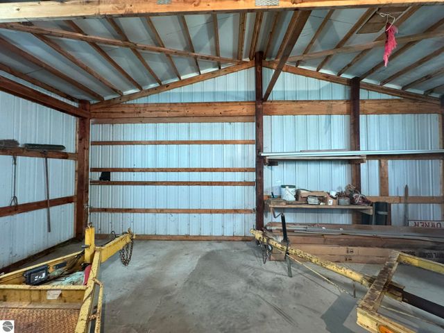 2351 S McGee Road, Lake City, MI 49651