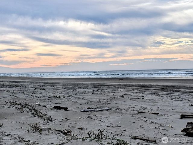 1508 177th Place, Long Beach, WA 98631