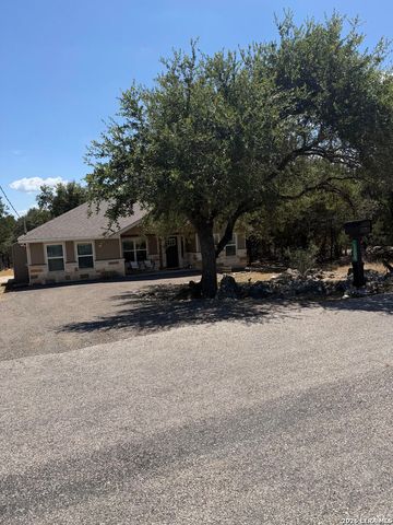 1518 BOB WHITE DR, Spring Branch, TX 78070
