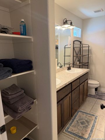 1518 BOB WHITE DR, Spring Branch, TX 78070