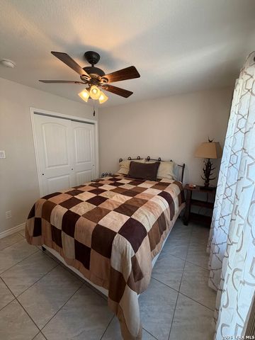1518 BOB WHITE DR, Spring Branch, TX 78070