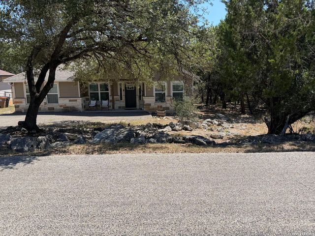 1518 BOB WHITE DR, Spring Branch, TX 78070