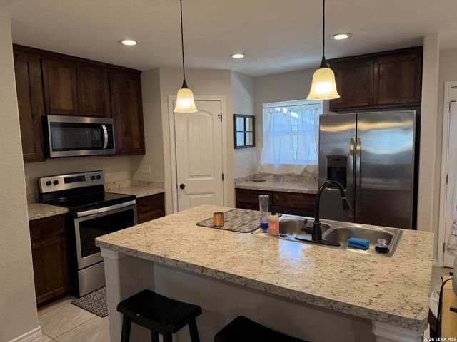 1518 BOB WHITE DR, Spring Branch, TX 78070
