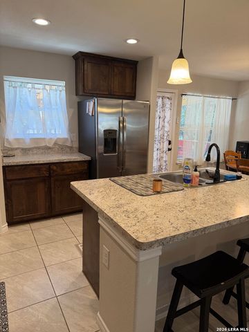 1518 BOB WHITE DR, Spring Branch, TX 78070
