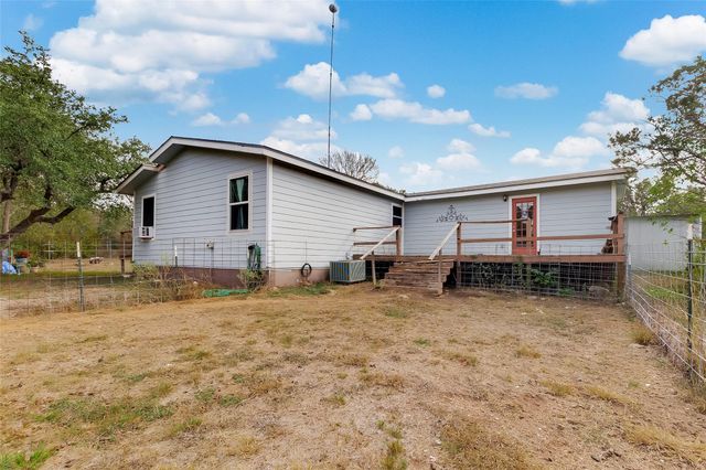 420 Sunset DR, Burnet, TX 78611