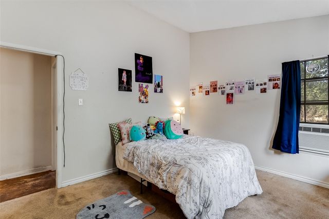 420 Sunset DR, Burnet, TX 78611