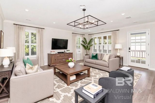 8 Lancaster Road, Mobile, AL 36608