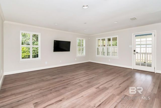 8 Lancaster Road, Mobile, AL 36608