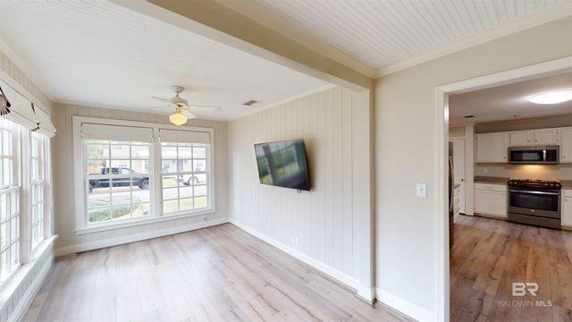 8 Lancaster Road, Mobile, AL 36608