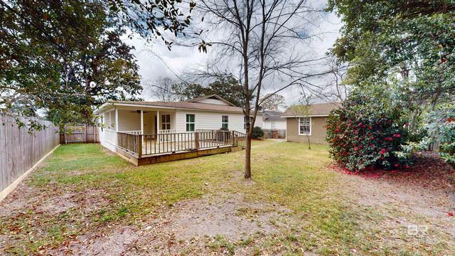 8 Lancaster Road, Mobile, AL 36608