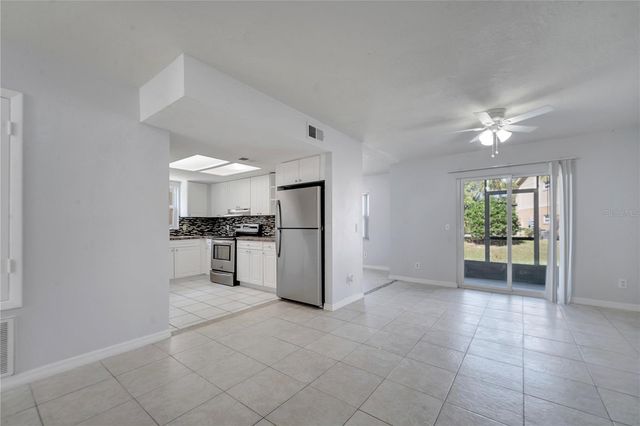 9942 TURF WAY 1, Orlando, FL 32837