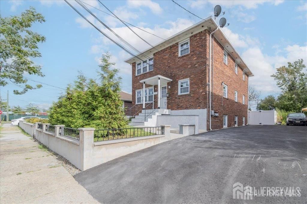 54 Bergen Street 2, Carteret, NJ 07008