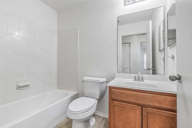 17226 Osprey Landing Drive, Hockley, TX 77447