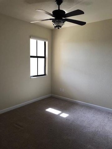 9575 Town Parc Circle N, Parkland, FL 33076