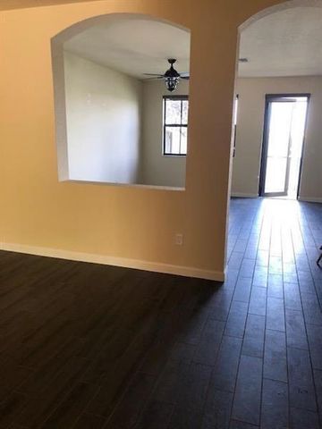 9575 Town Parc Circle N, Parkland, FL 33076