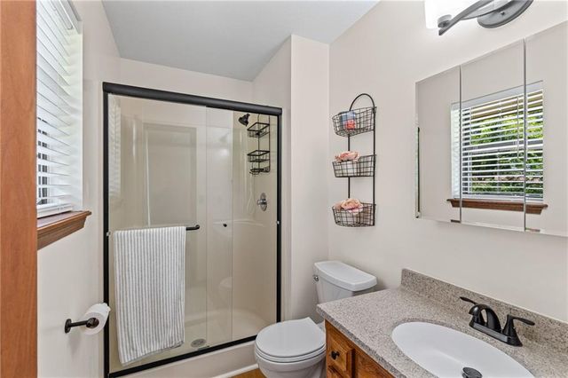 11424 N Mcgee Street, Kansas City, MO 64155