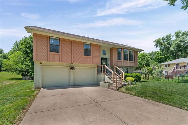 11424 N Mcgee Street, Kansas City, MO 64155