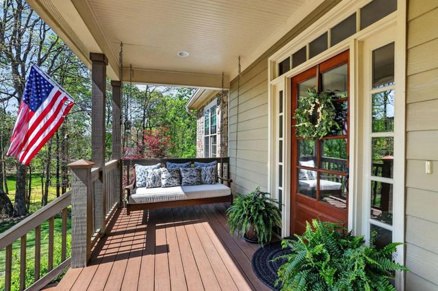 1625 River Bluffs Drive, Jasper, TN 37347