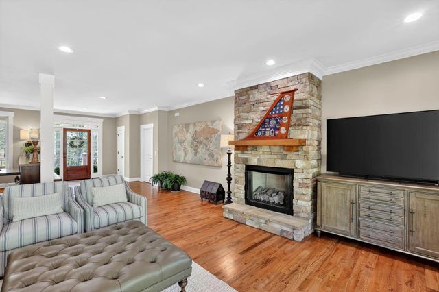 1625 River Bluffs Drive, Jasper, TN 37347