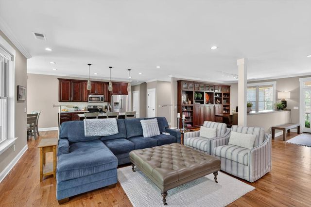 1625 River Bluffs Drive, Jasper, TN 37347