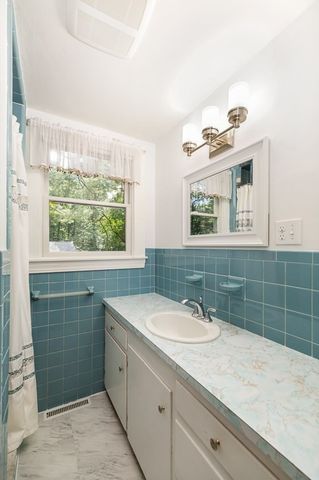101 Topsfield Road, Wenham, MA 01984