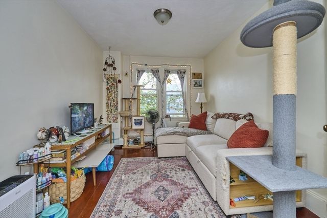 6 Bedford Street 3R, Somerville, MA 02143