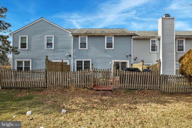 12 CAROUSEL CIR, Doylestown, PA 18901