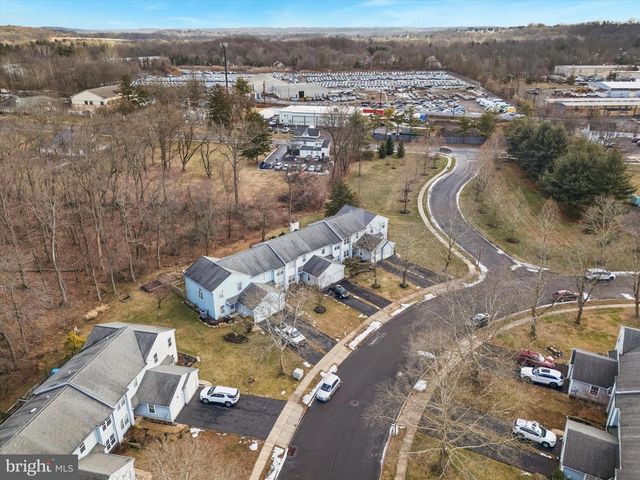 12 CAROUSEL CIR, Doylestown, PA 18901