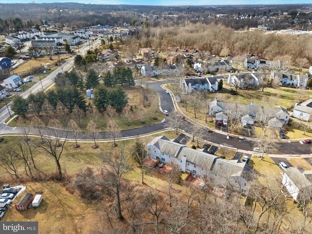 12 CAROUSEL CIR, Doylestown, PA 18901