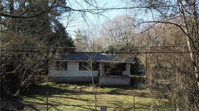 5347 Lacey Avenue, Morrow, GA 30260