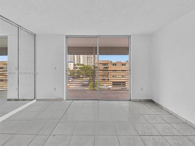 3849 NE 169th Street 405, North Miami Beach, FL 33160