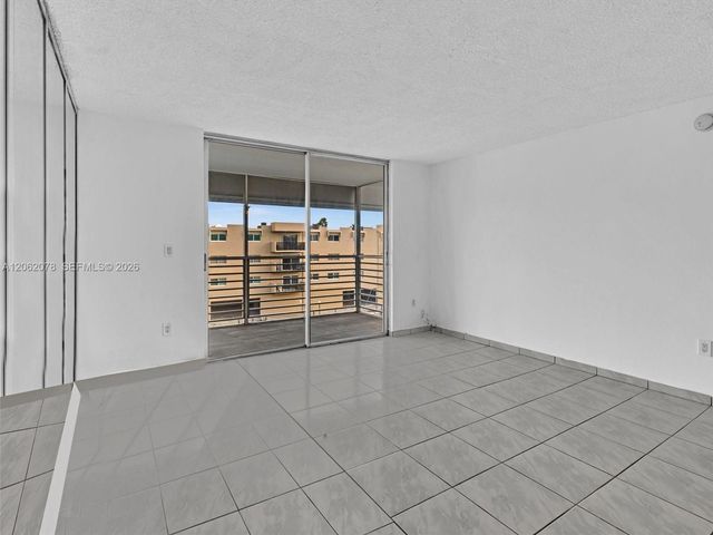 3849 NE 169th Street 405, North Miami Beach, FL 33160