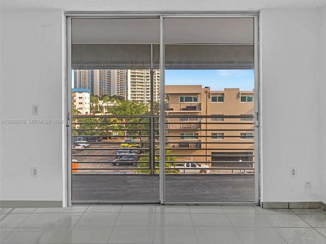 3849 NE 169th Street 405, North Miami Beach, FL 33160