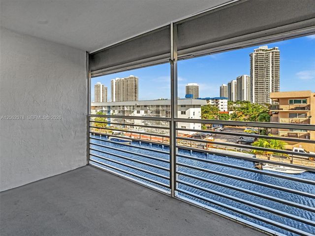 3849 NE 169th Street 405, North Miami Beach, FL 33160